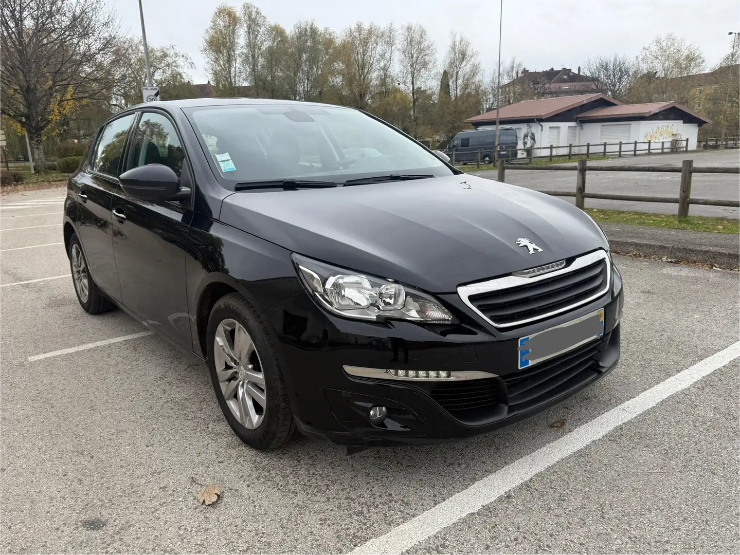 Peugeot 308 1.6 BlueHDi 120ch S&S BVM6 Allure - 1