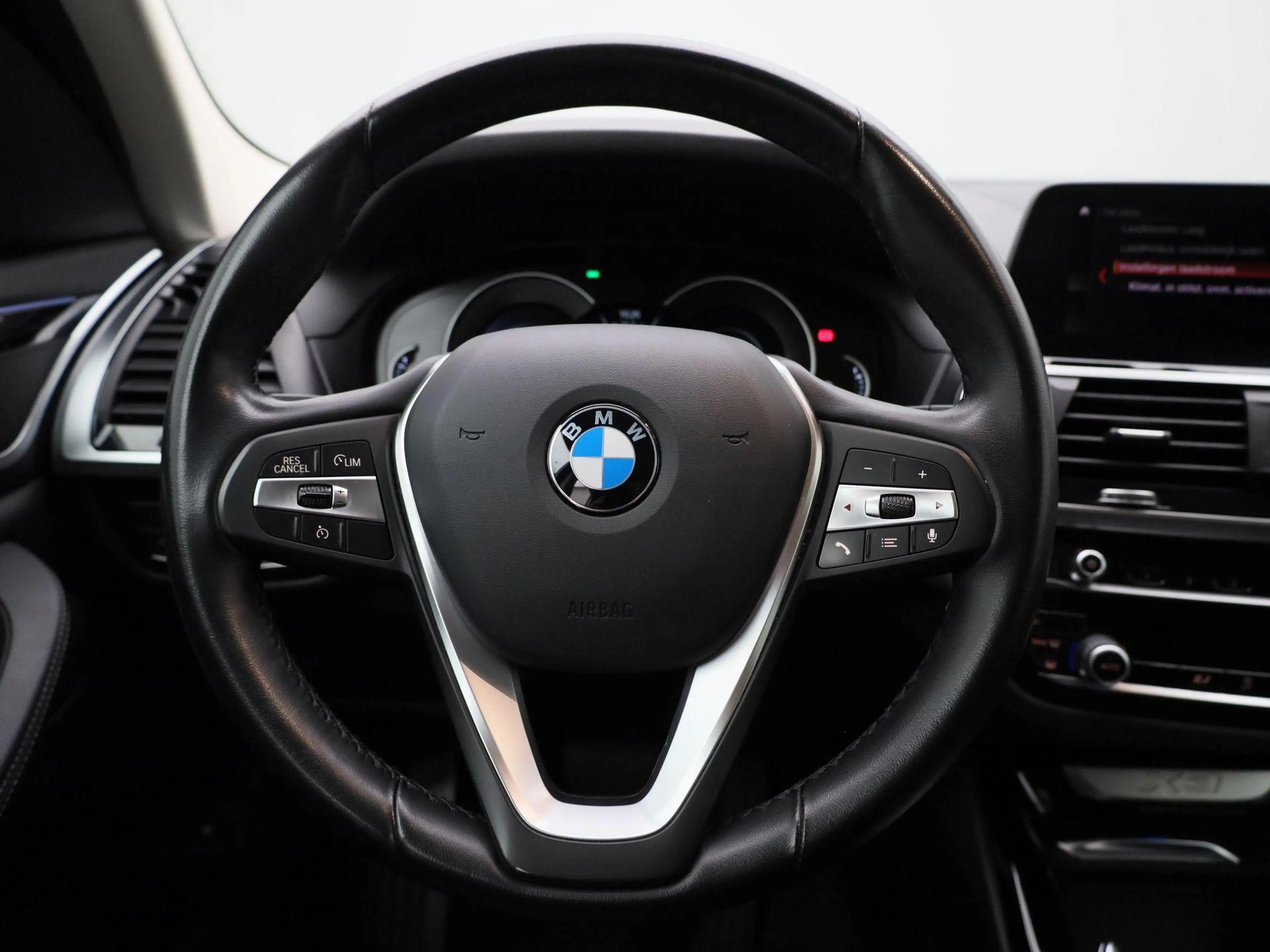 BMW X3 xDrive30e (135 kW) | Camera | PDC V+A | Panodak | — photo 9
