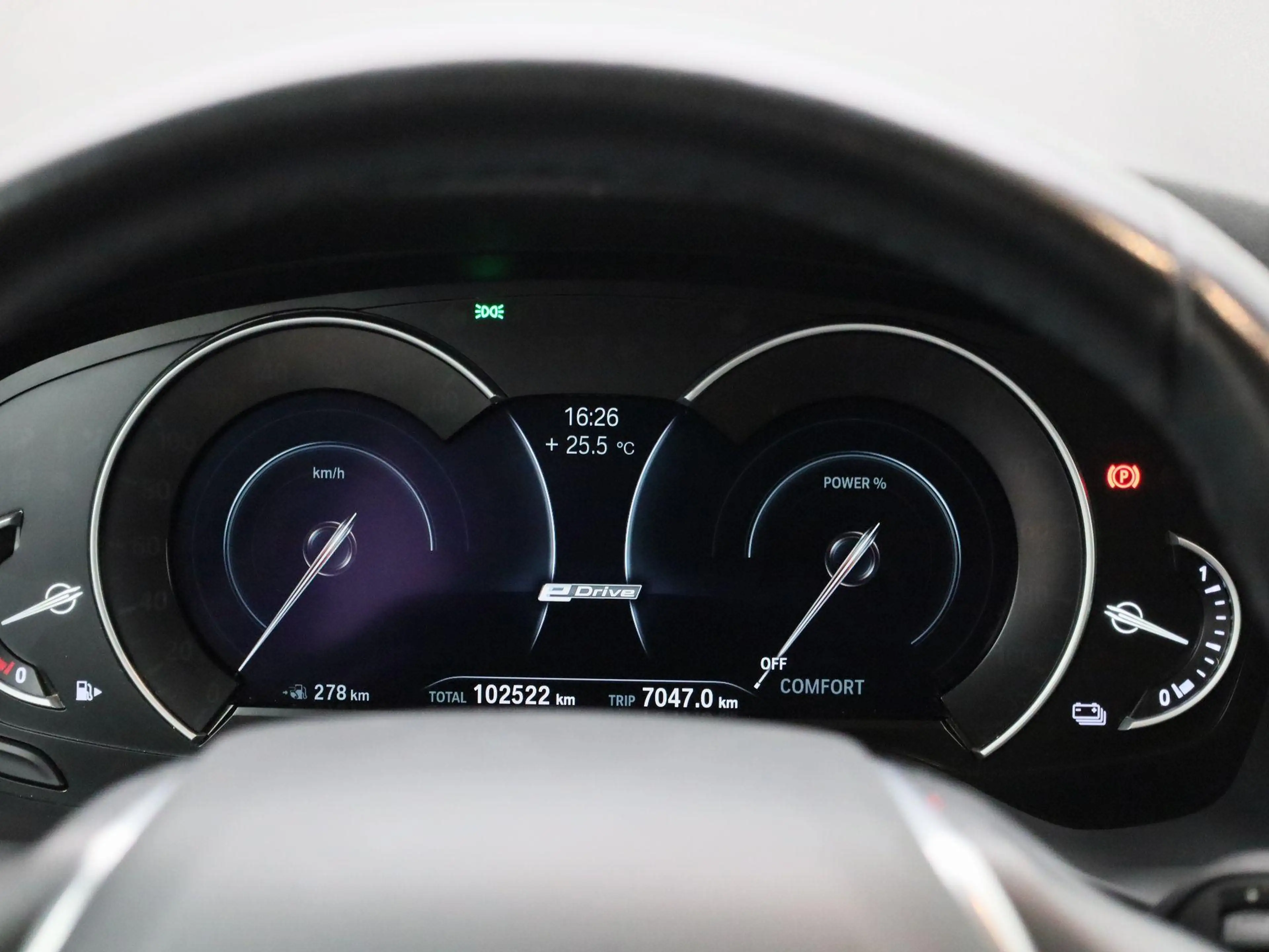 BMW X3 xDrive30e (135 kW) | Camera | PDC V+A | Panodak | — photo 10