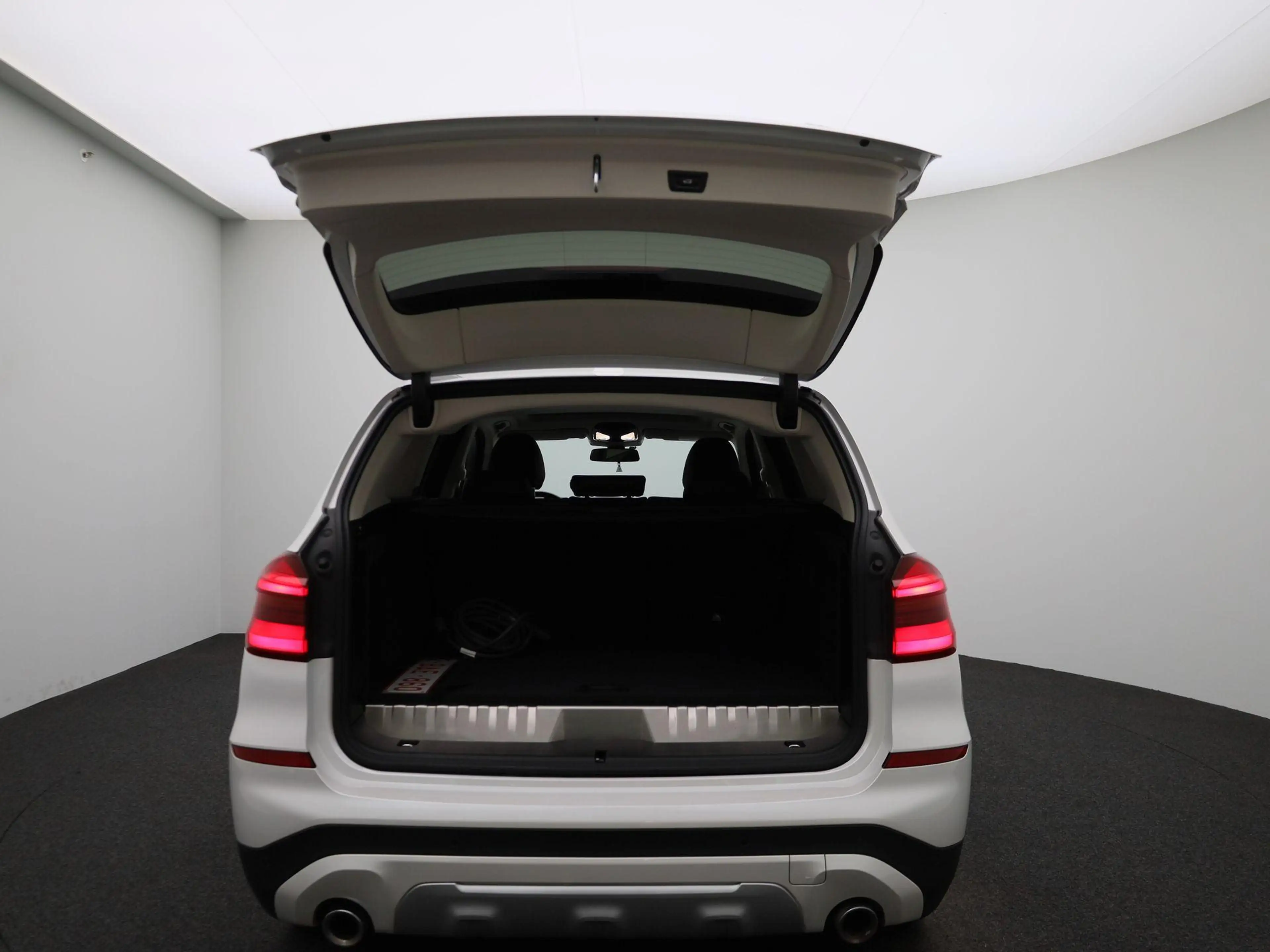 BMW X3 xDrive30e (135 kW) | Camera | PDC V+A | Panodak | — photo 13