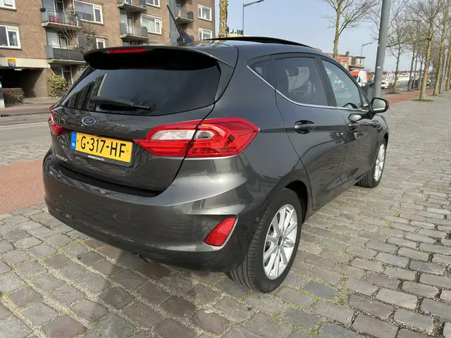 Ford Fiesta view 2