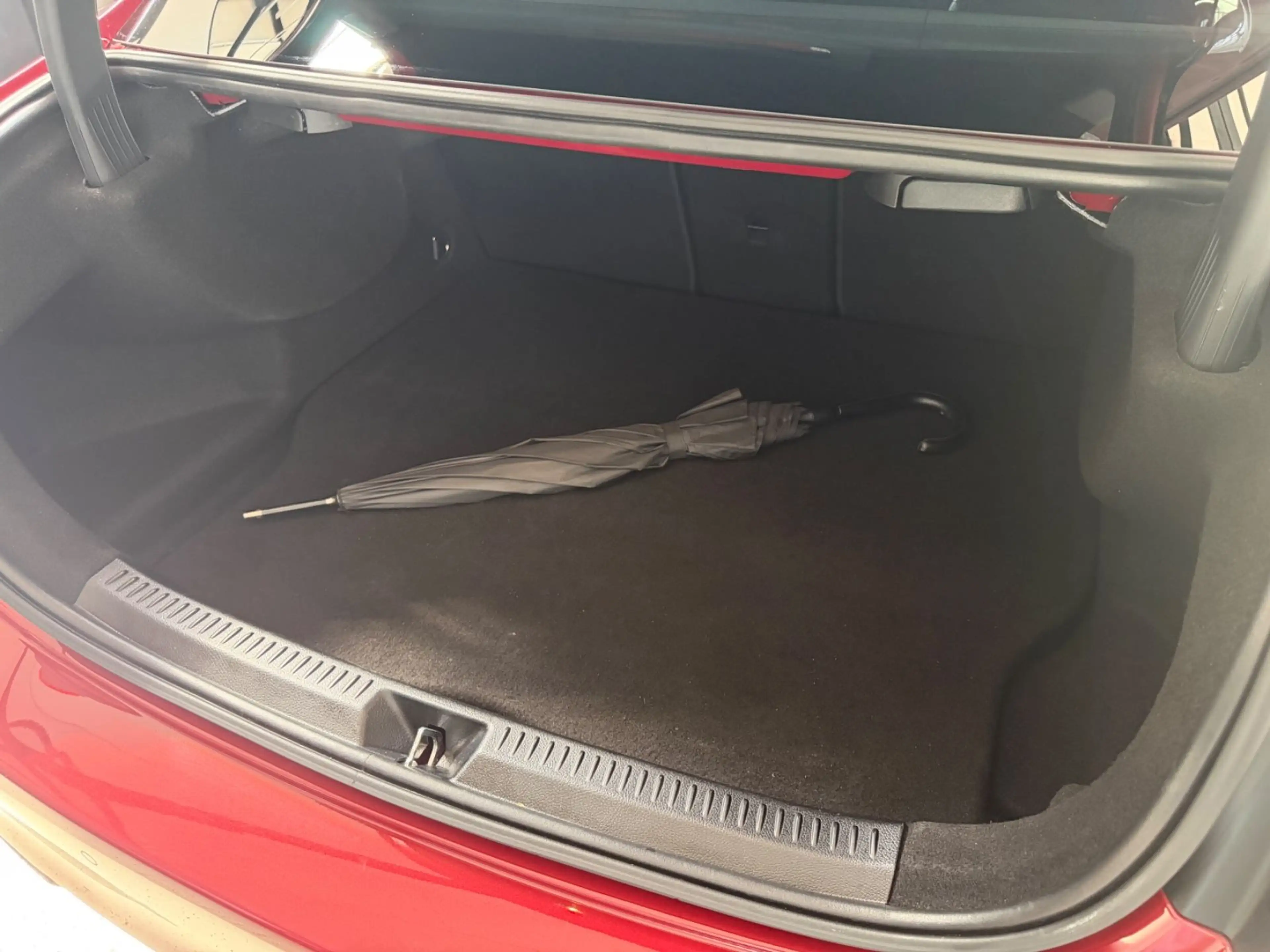 Mercedes-Benz A 250 A250e Limousine/Amg-Line/NightPaket/Plug-in/SHZ — photo 14