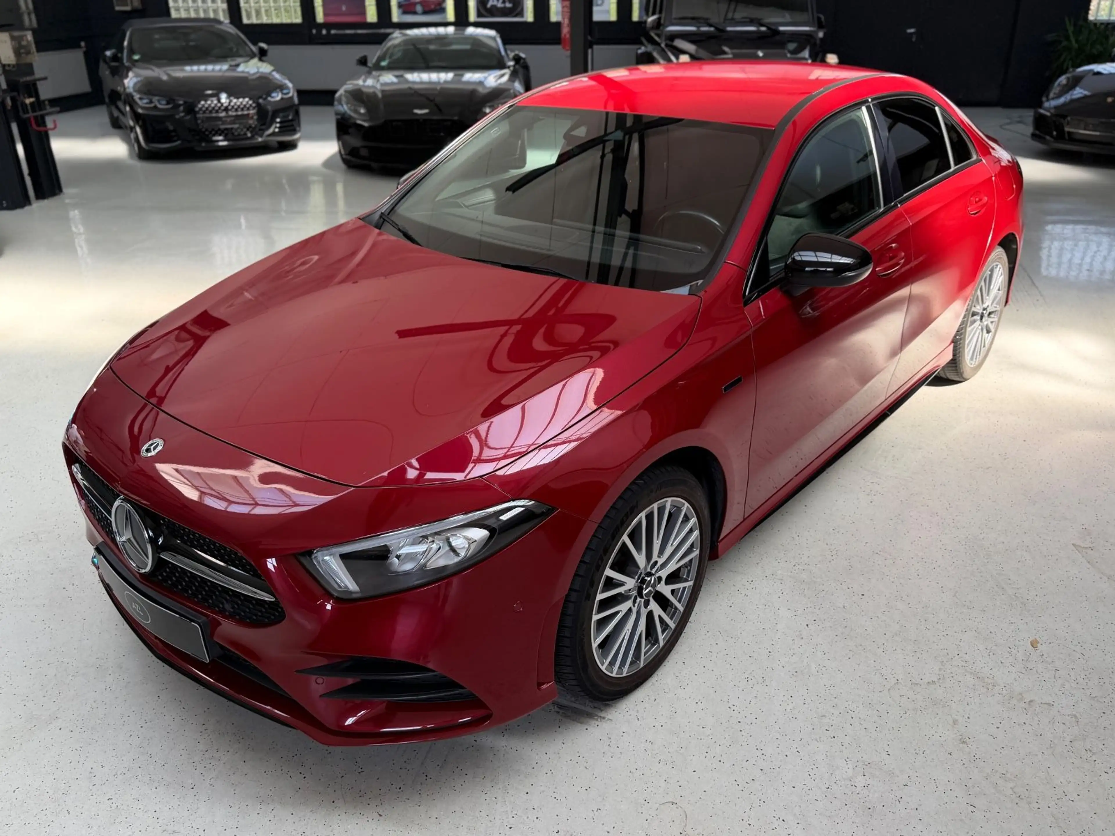 Mercedes-Benz A 250 A250e Limousine/Amg-Line/NightPaket/Plug-in/SHZ — photo 6