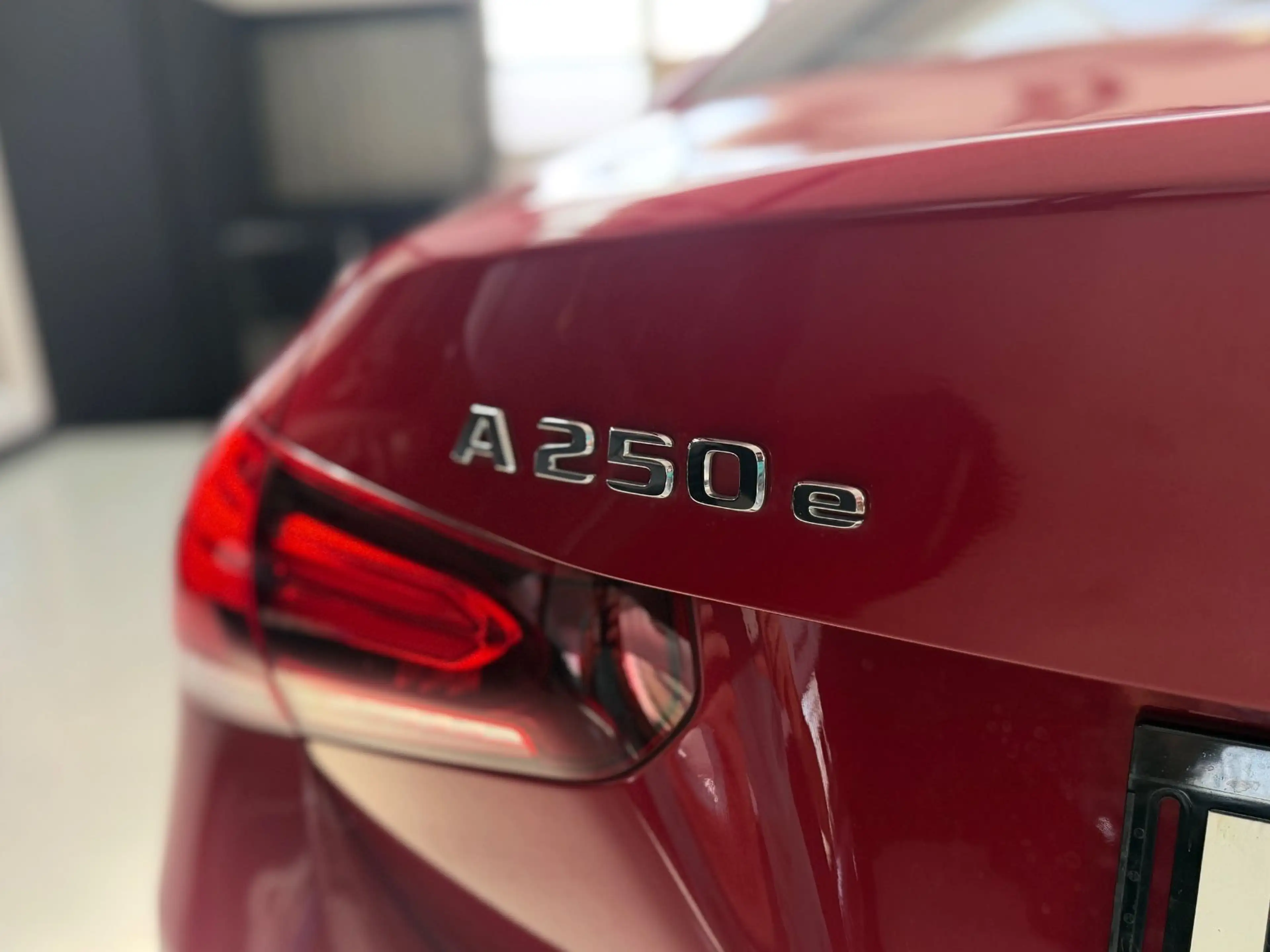 Mercedes-Benz A 250 A250e Limousine/Amg-Line/NightPaket/Plug-in/SHZ — photo 18