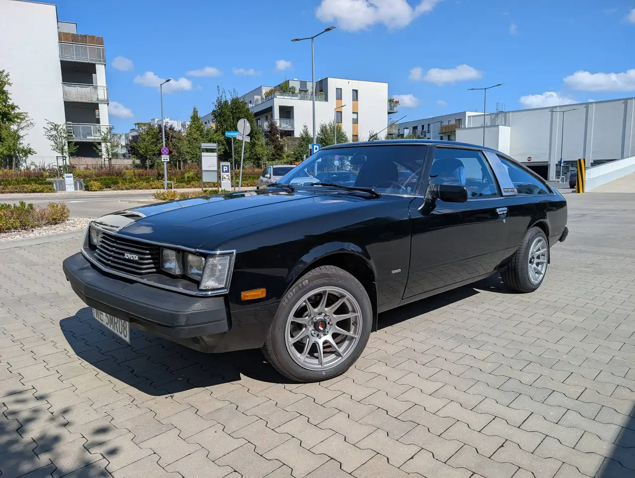 Toyota Celica 1980, Liftback RA40, foto 2