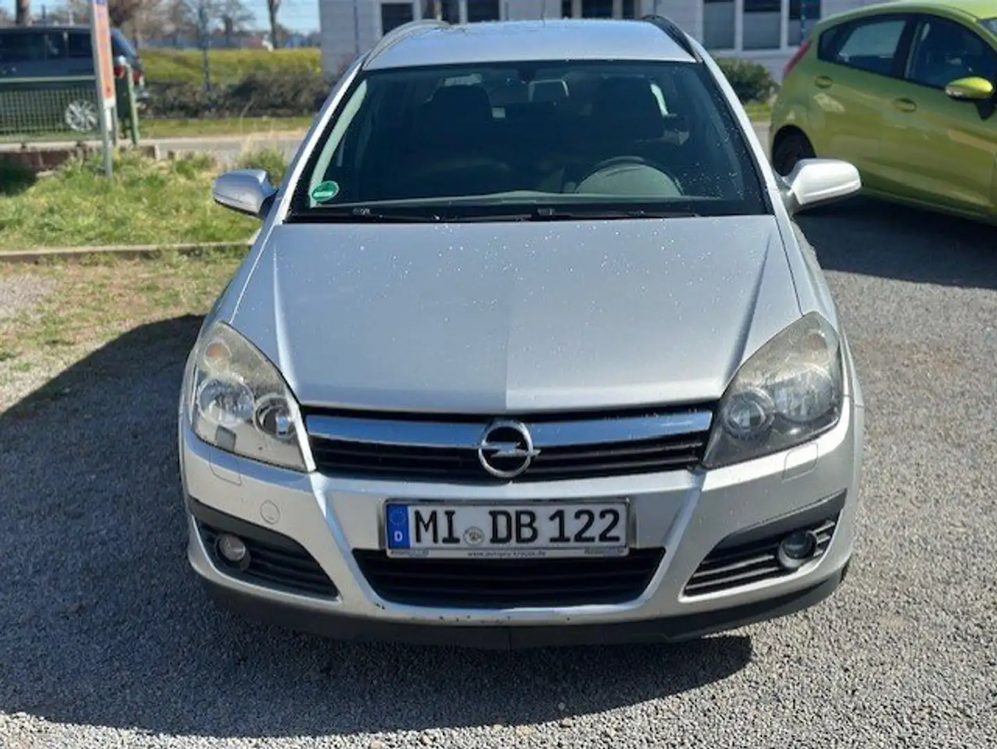 Opel Astra Edition Grau - 1