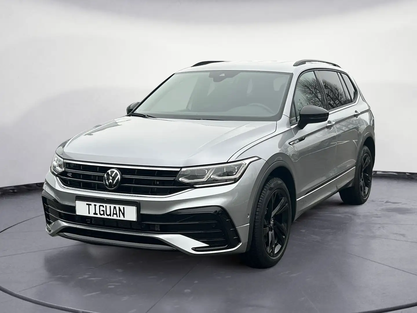 Volkswagen Tiguan Allspace R-Line 2,0 l TDI SCR 4MO TION 7- Silber - 2