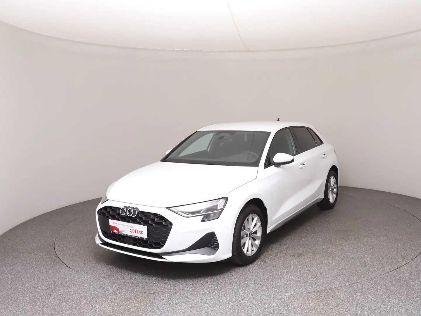 Audi A3 30 TFSI Weiß - 1
