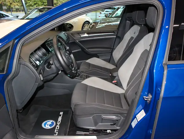 Volkswagen Golf view 10