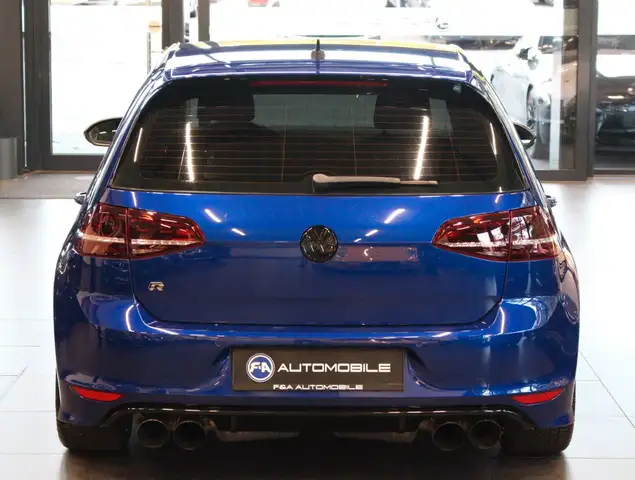 Volkswagen Golf view 6