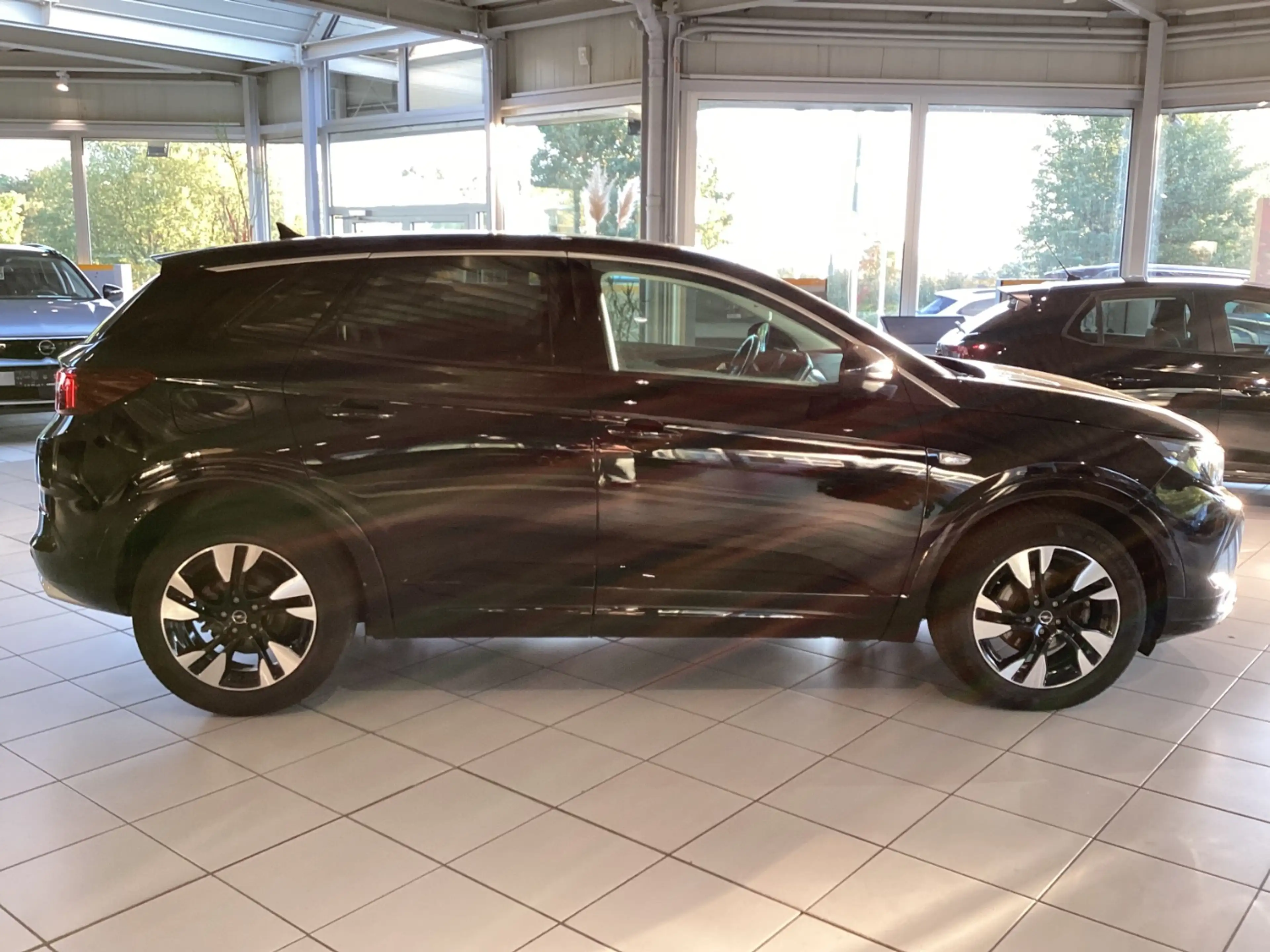 Opel Grandland 1.5 D ULTIMATE Navi+LED+TechPak Park&Go — photo 5