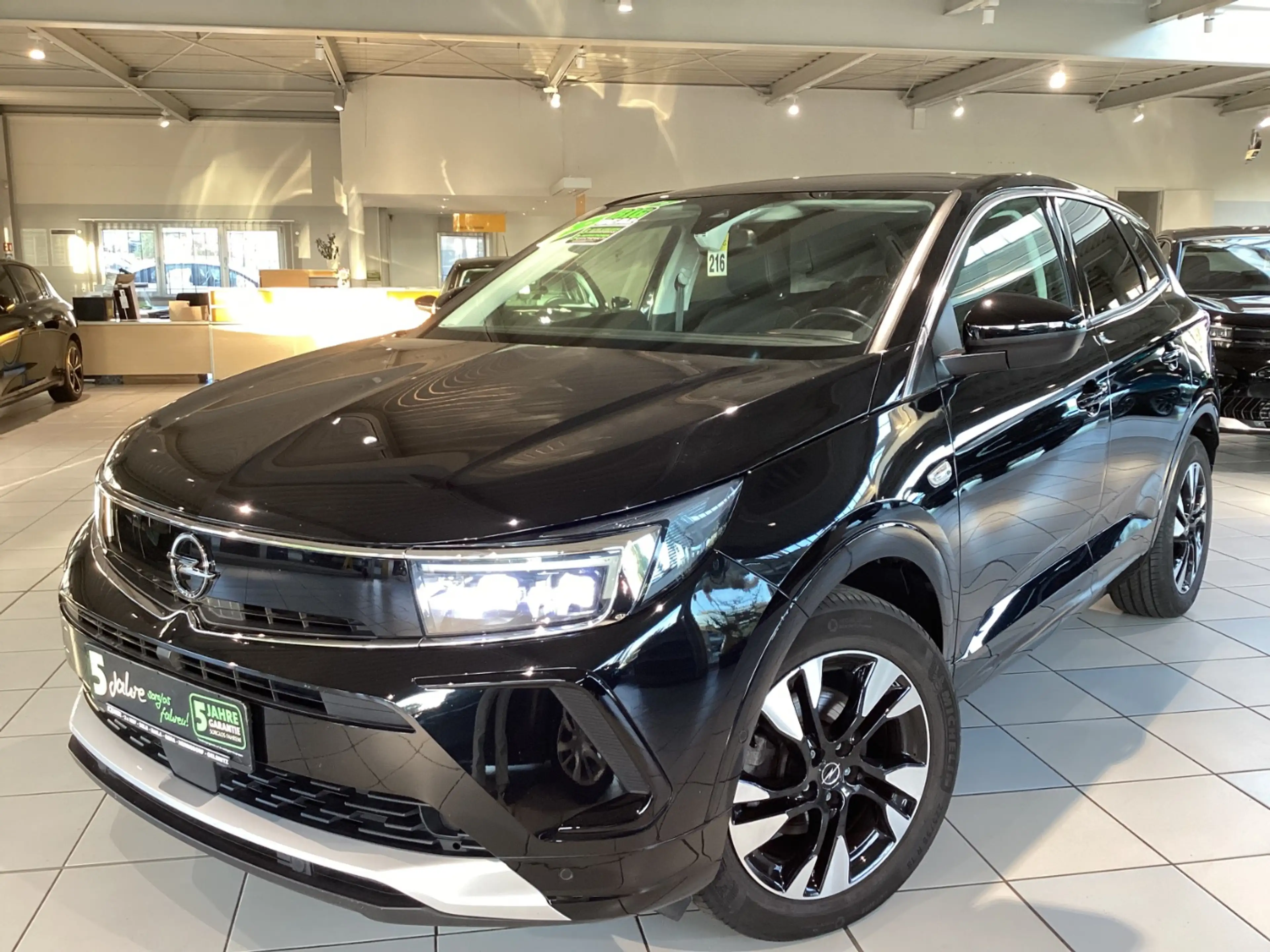 Opel Grandland 1.5 D ULTIMATE Navi+LED+TechPak Park&Go — photo 2