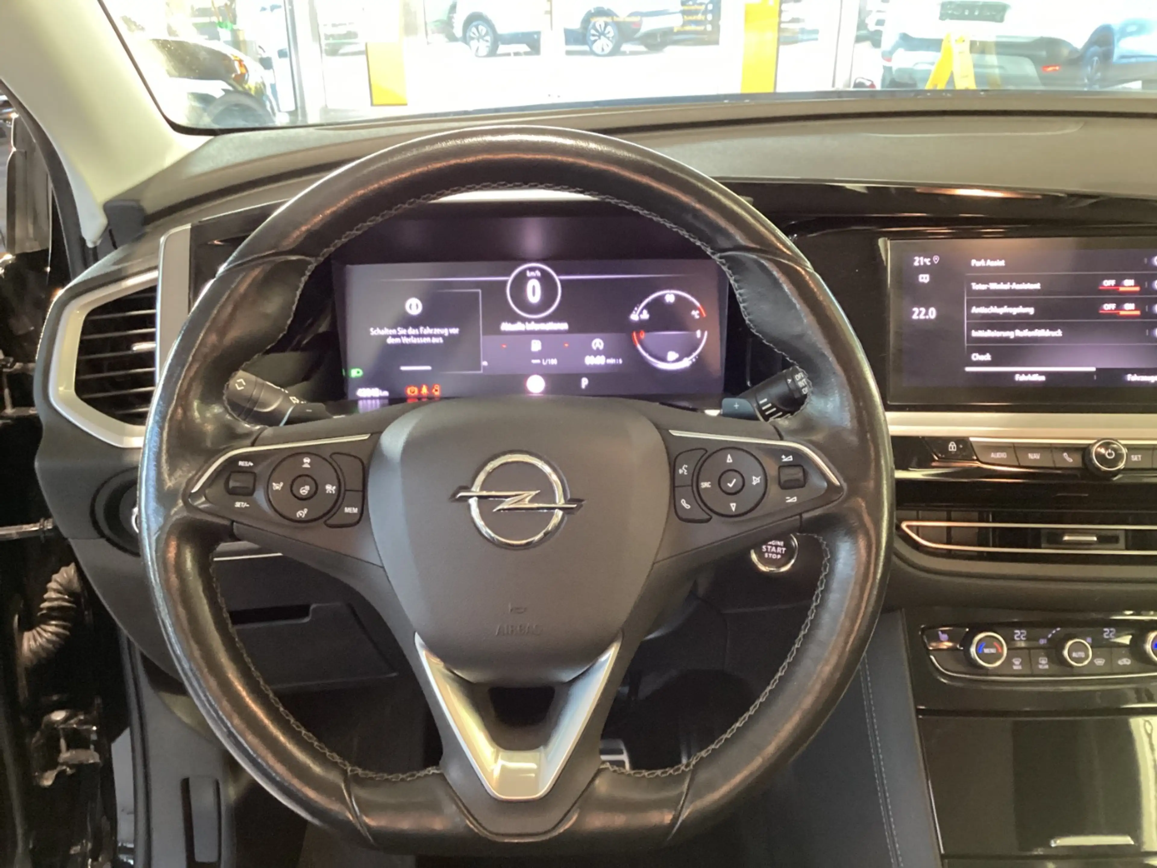 Opel Grandland 1.5 D ULTIMATE Navi+LED+TechPak Park&Go — photo 17