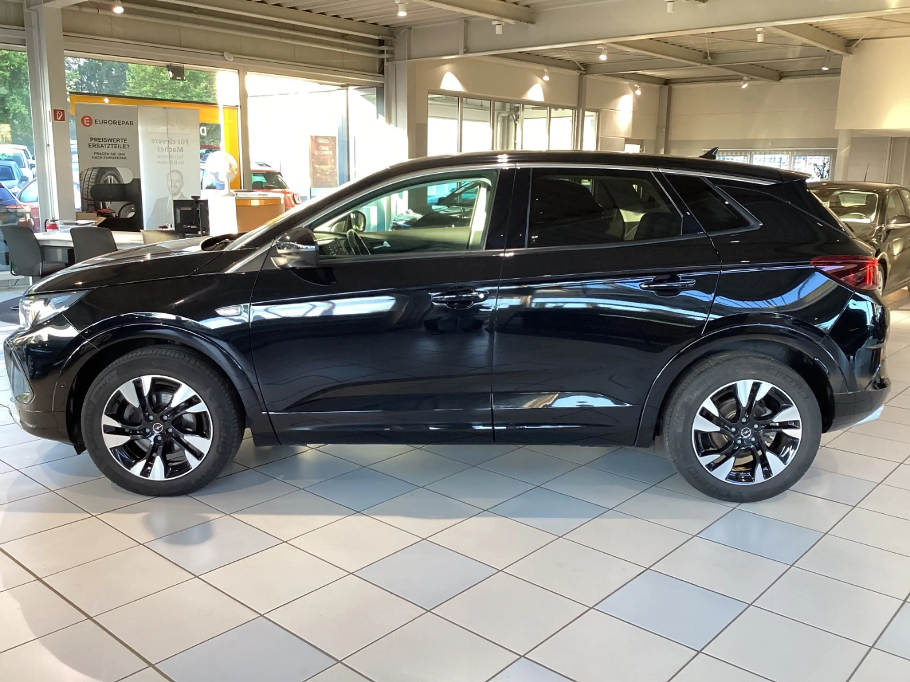 Opel Grandland 1.5 D ULTIMATE Navi+LED+TechPak Park&Go — photo 8