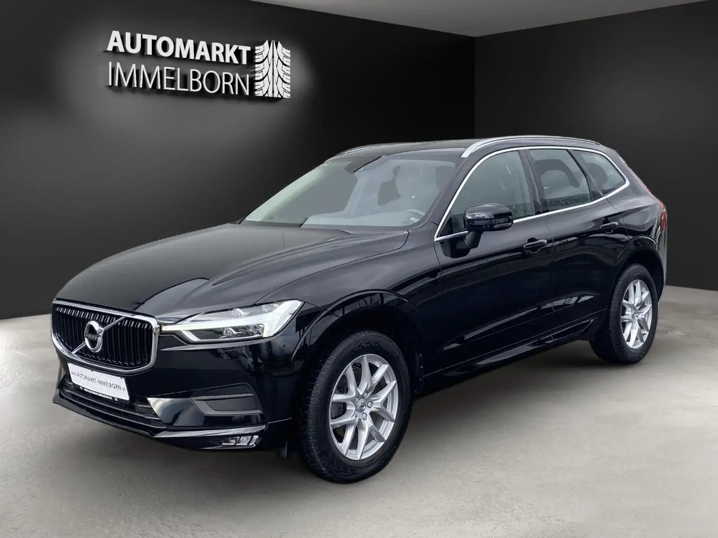 Volvo XC60 MomentumPro VollLed*Navi*Kamera Black - 2