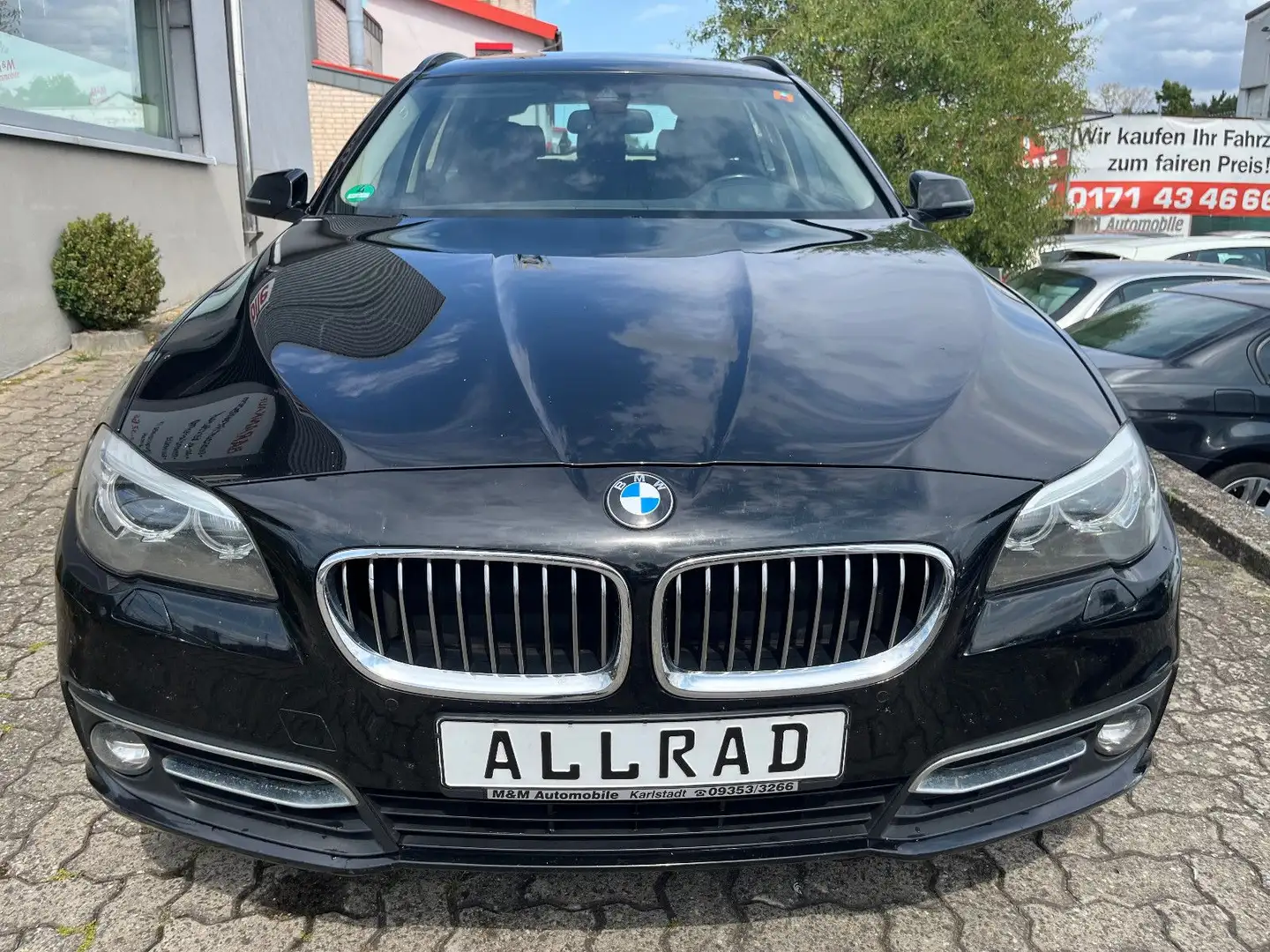 BMW 535 d xDrive Sport-Aut. PANO+AHK+Sports.+NAVI+19" Siyah - 2
