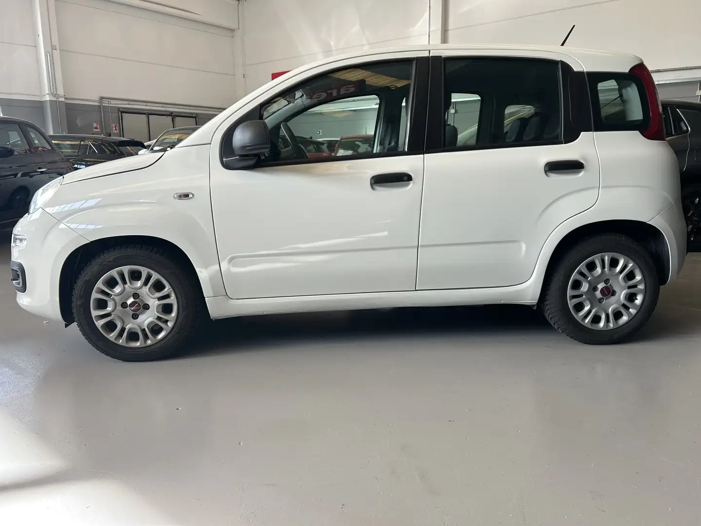 Fiat Panda 1.0 hybrid Easy s&s 70cv. Prezzo Relae - 2