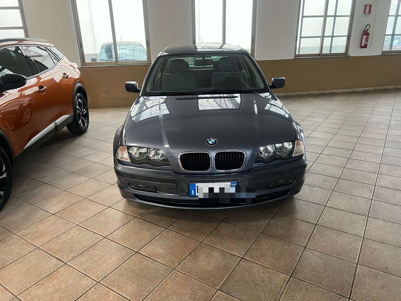 BMW 318 318i