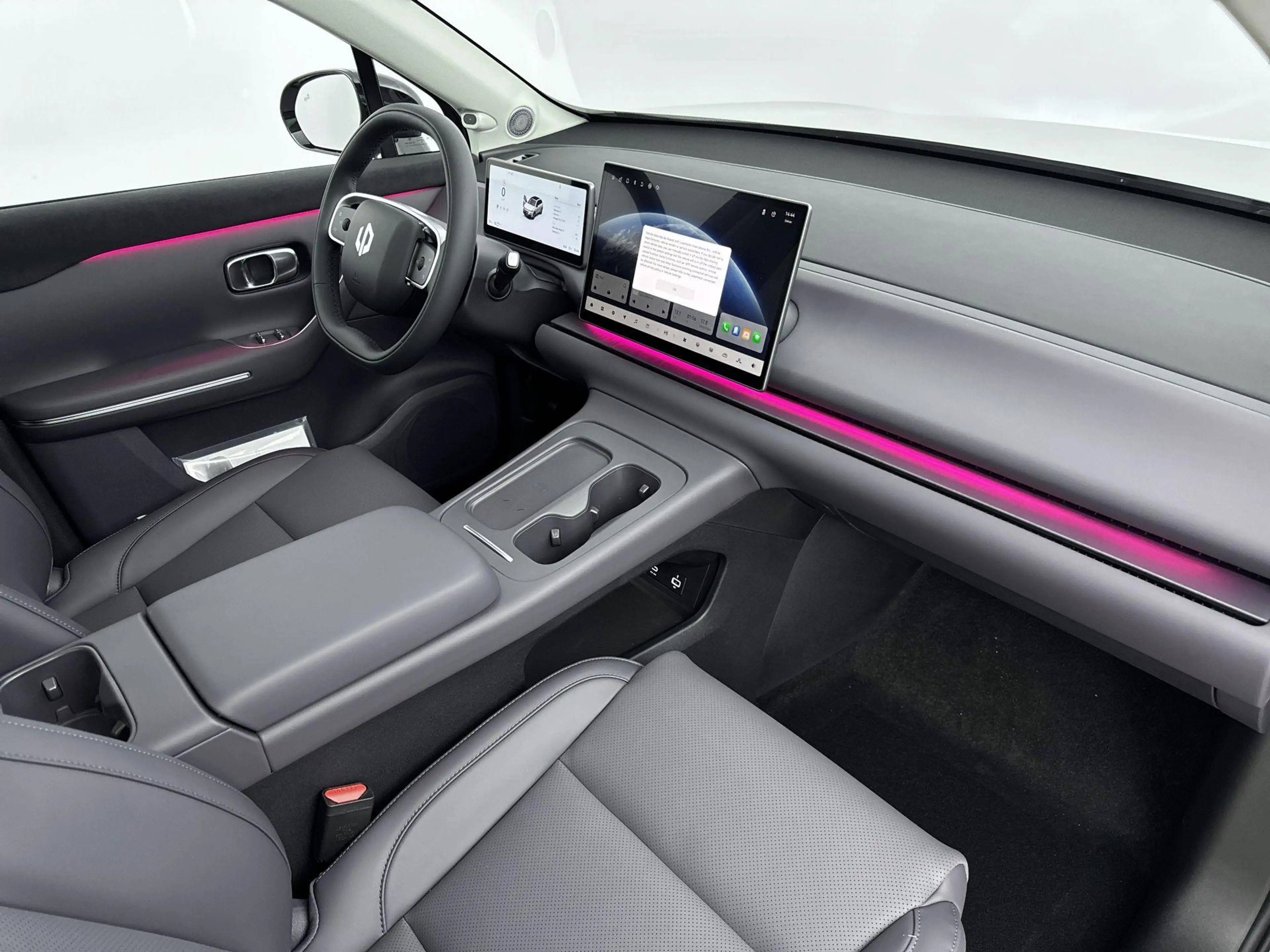 Leapmotor C10 Design Pro 69.9 kWh | lichtmetalen velgen 20" | lu — photo 11