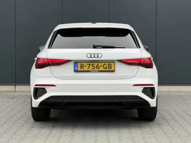 Audi A3 view 10