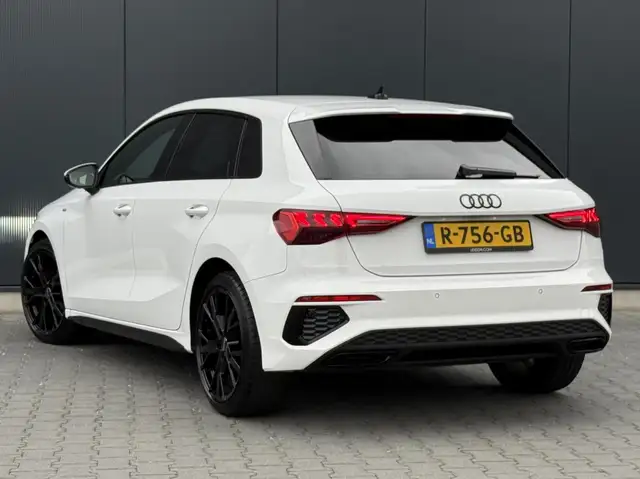 Audi A3 view 5