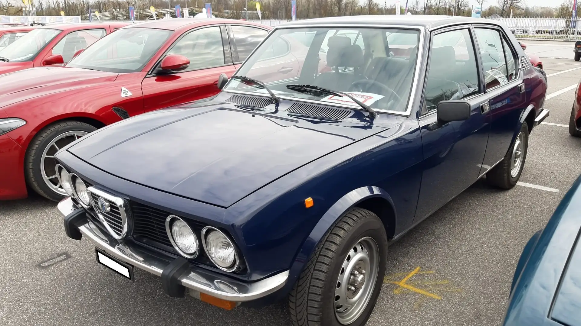 Alfa Romeo Alfetta Alfetta 1.6 my75 Modrá - 1