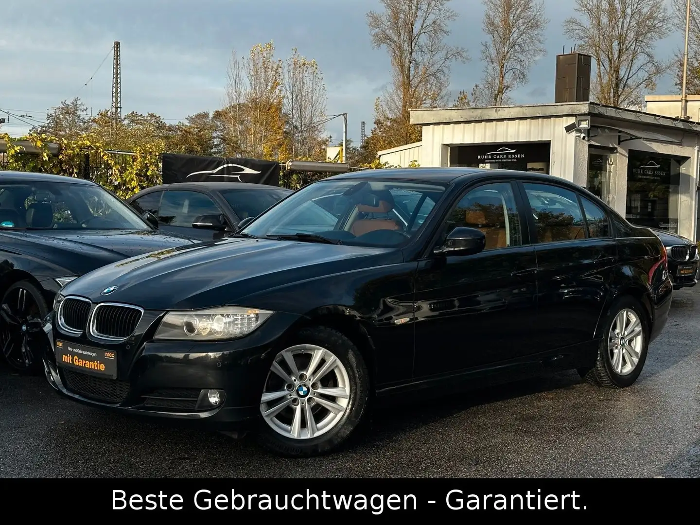 BMW 318 d Edition Exclusive * BIXENON * NAVI *STANDHE Schwarz - 1