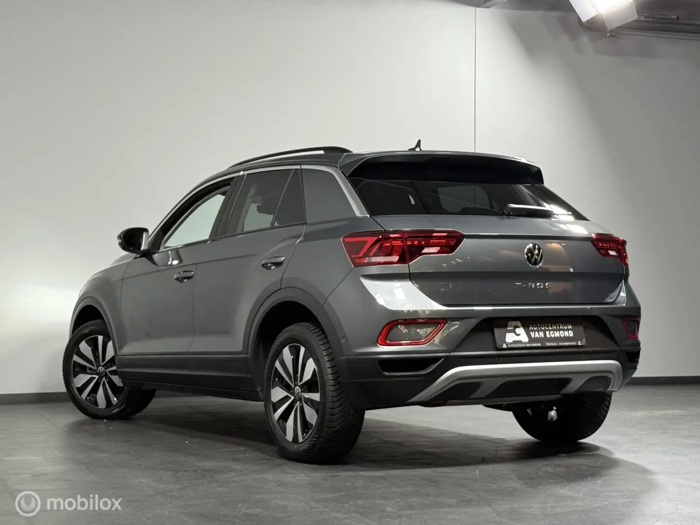 Volkswagen T-Roc 1.5 TSI DSG | CARPLAY | AD. CRUISE | PDC Gris - 2