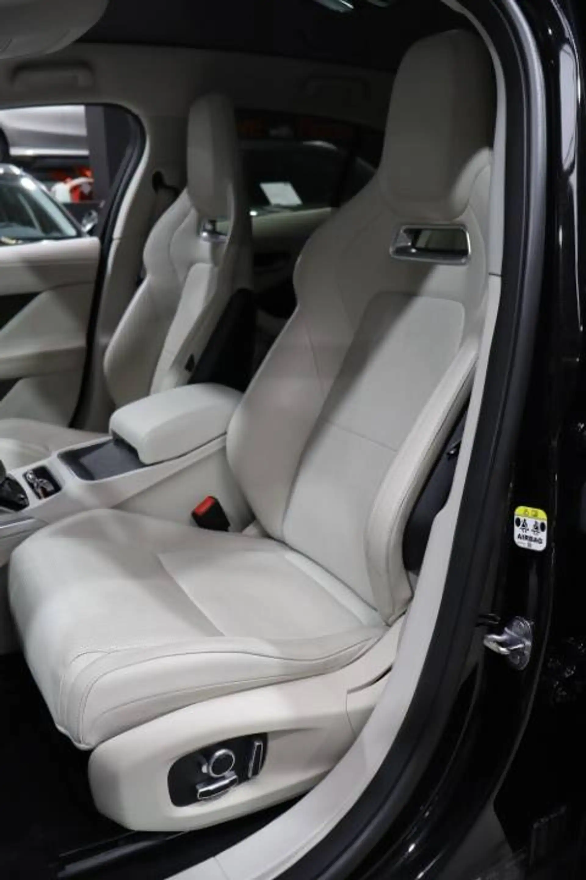 Jaguar I-Pace I-Pace 90 kWh EV400 HSE — photo 15