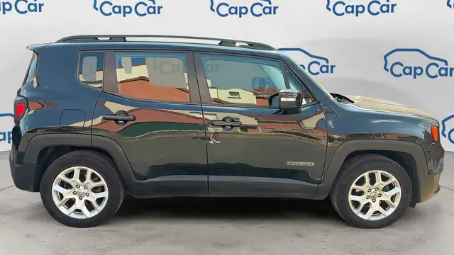 Jeep Renegade view 4