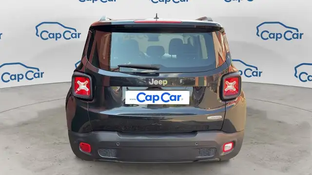 Jeep Renegade view 3