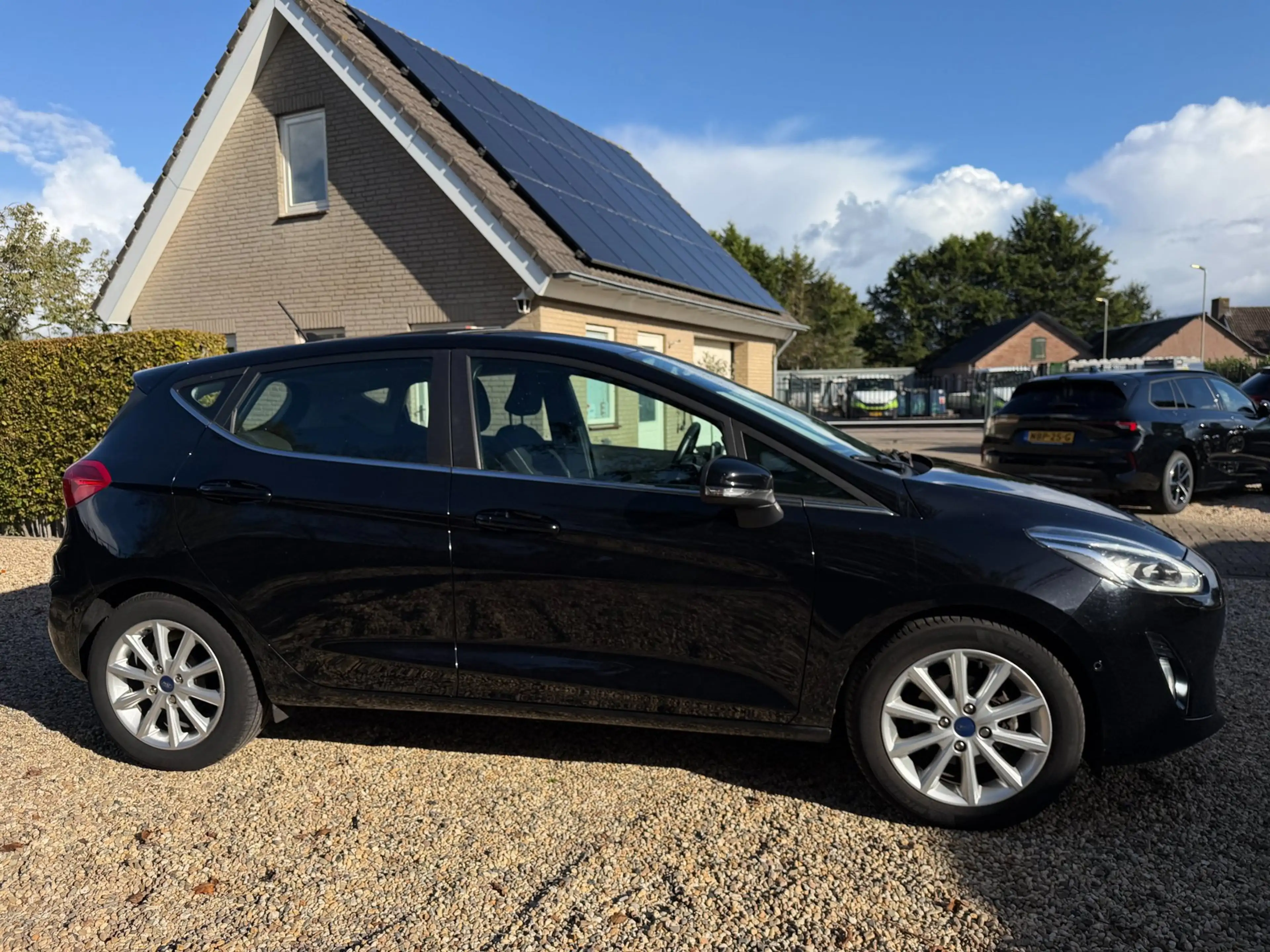 Ford Fiesta 1.0 EcoBoost Titanium Navigatie & Camera & Origine — photo 4