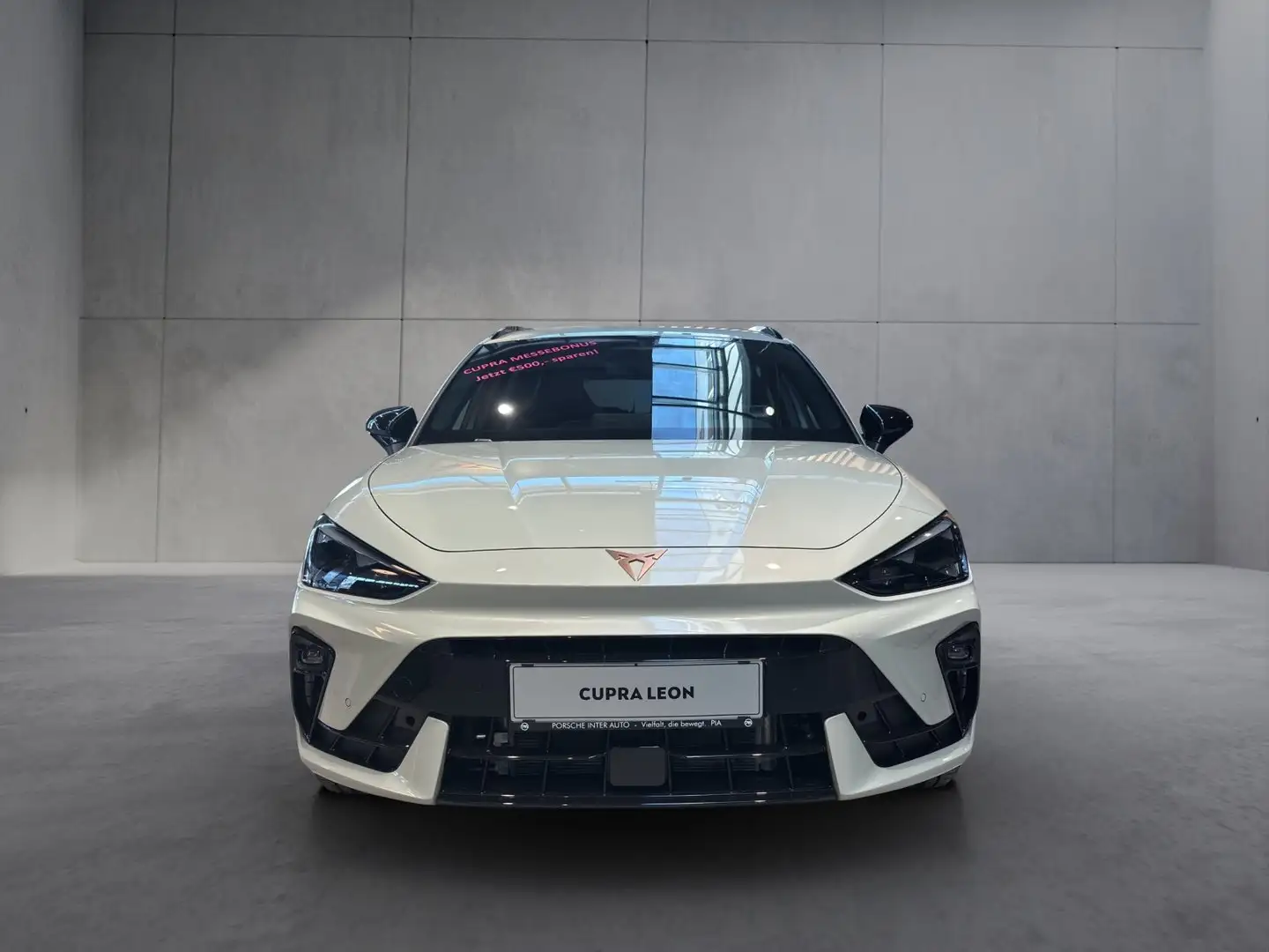 CUPRA Leon 2.0 TSI DSG 4Drive Grau - 2