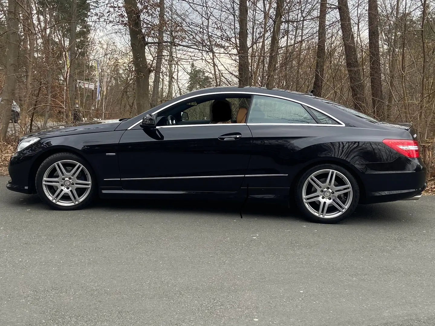 Mercedes-Benz E 250 Coupe BlueEFFICIENCY 7G-TRONIC Avantgarde - 1