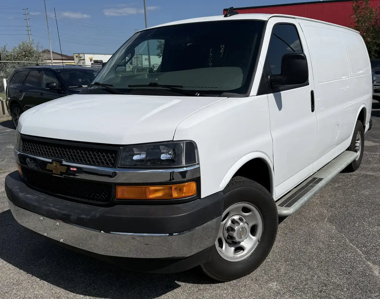 2024 Chevrolet Express 2500
