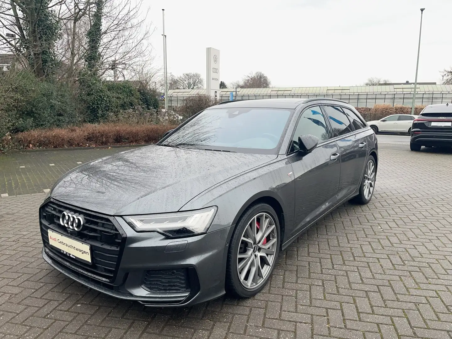 Audi A6 Avant 55 TFSI e quattro sport Matrix AHK Grau - 1