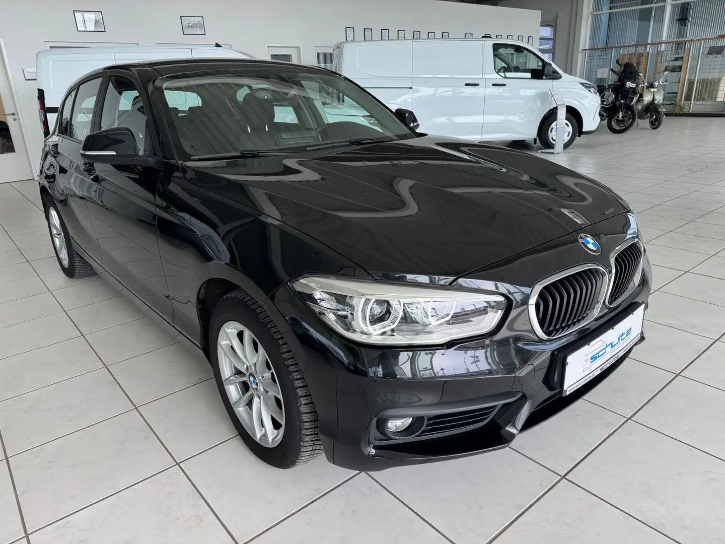 BMW 120 i Advantage *LED*Navi*SHZ*PDC*Business* Schwarz - 2