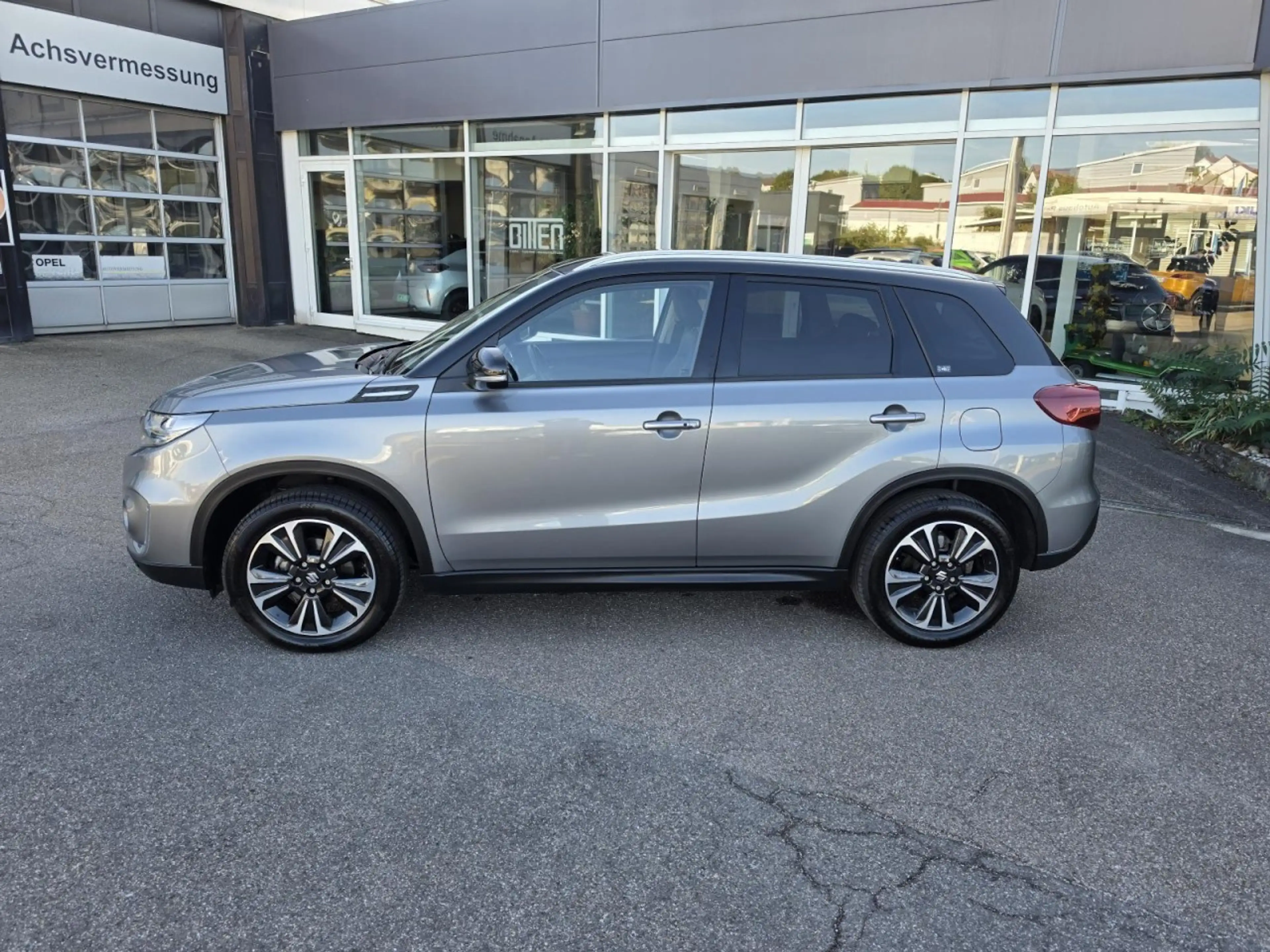 Suzuki Vitara Comfort+ 4x4 1,4 AHK+NAV+PANO+SHZ+RFK+ACC Klima — photo 2