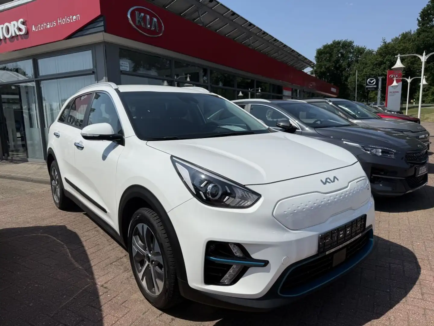 Kia Niro e-Niro Vision Blanc - 1