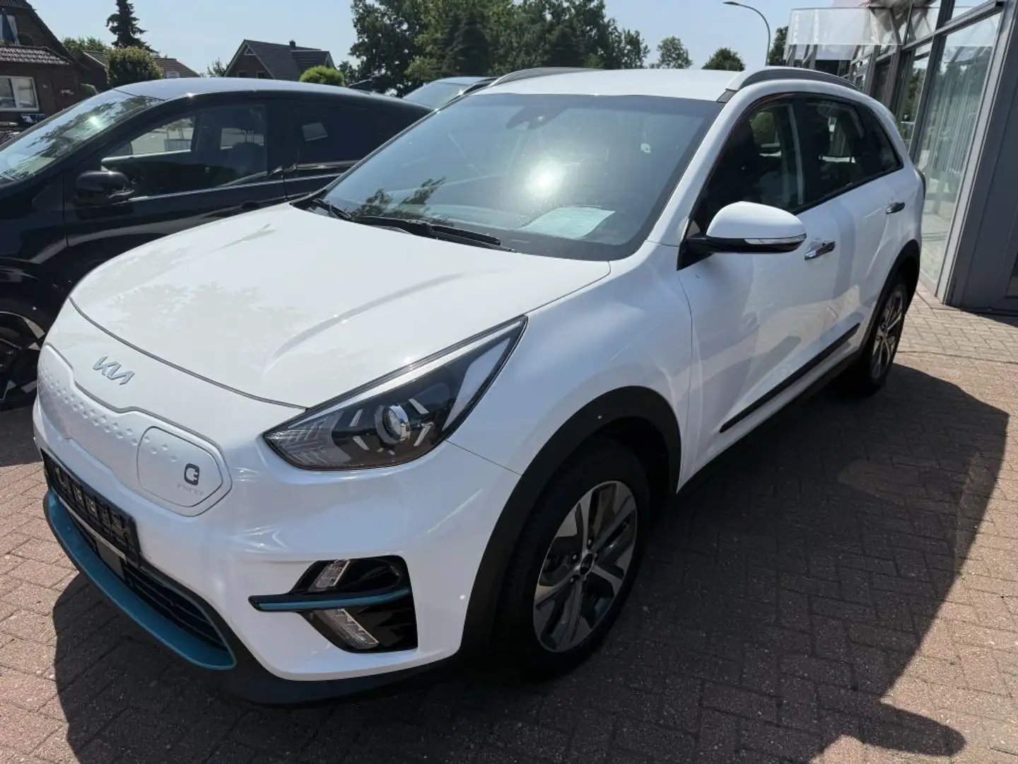 Kia Niro e-Niro Vision Blanc - 2