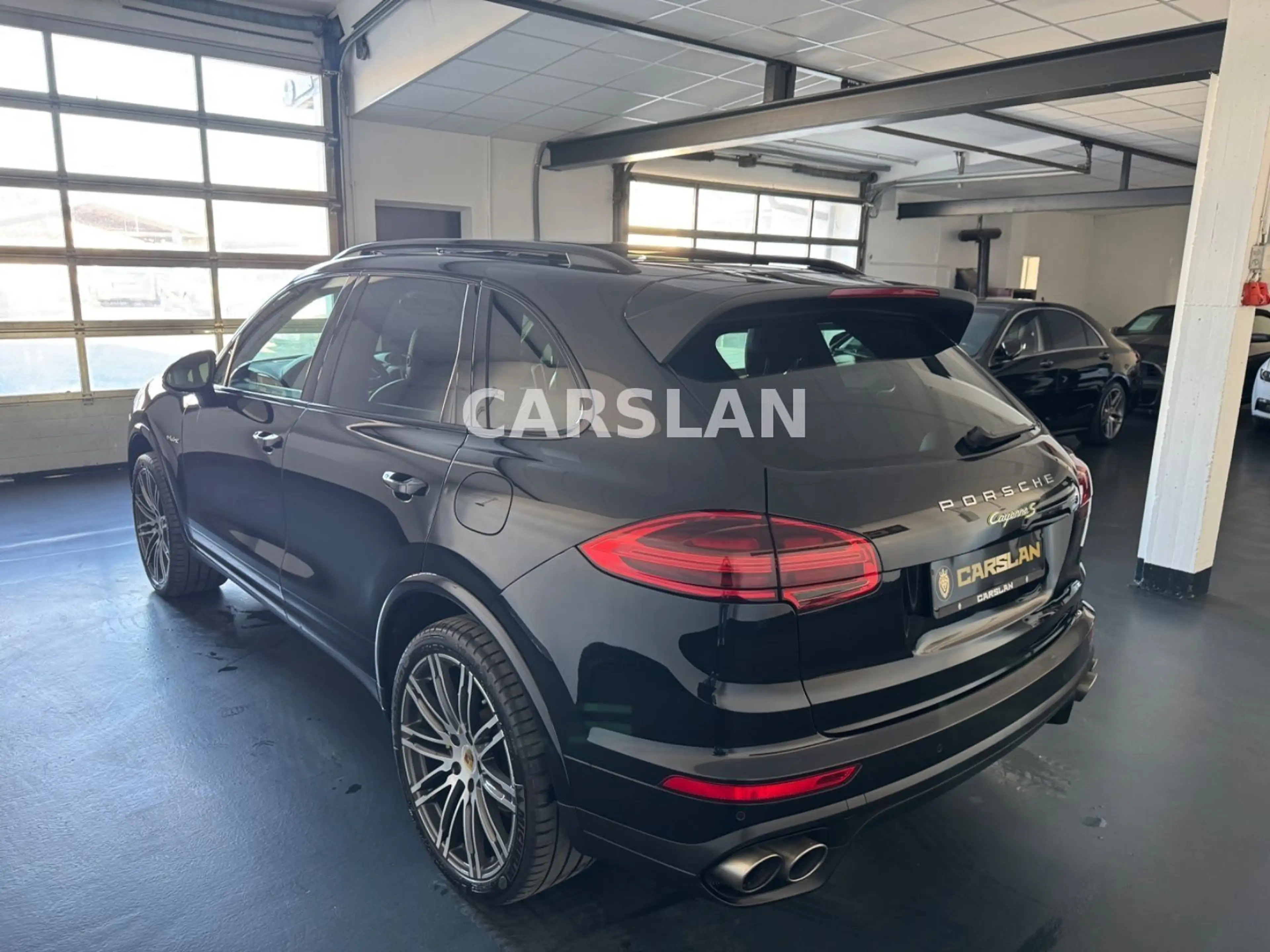 Porsche Cayenne S E PLATINIUM 2.HND+APPROVED+CHRONO+PANO — photo 10
