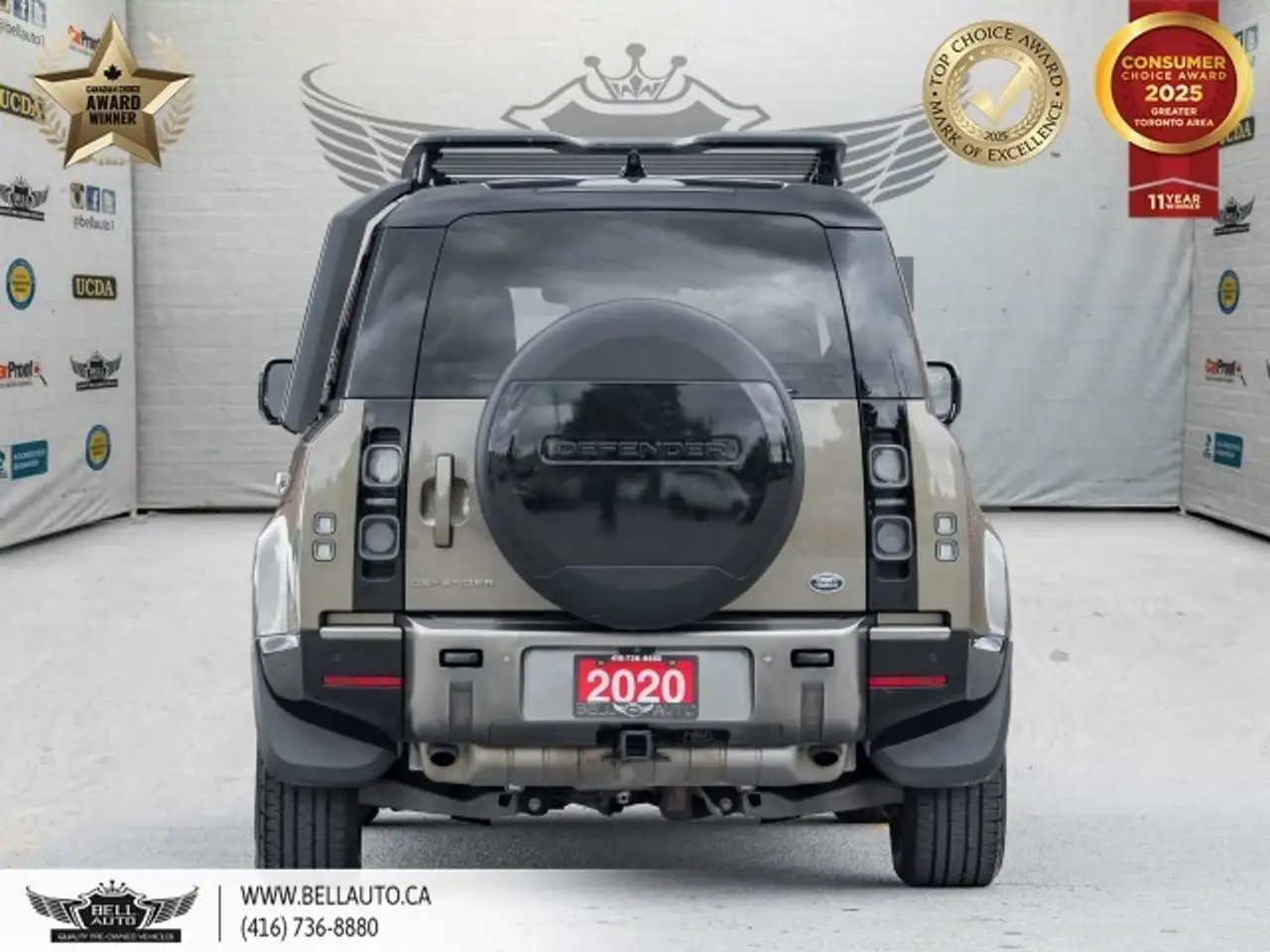Land Rover Defender снимка Land Rover Defender