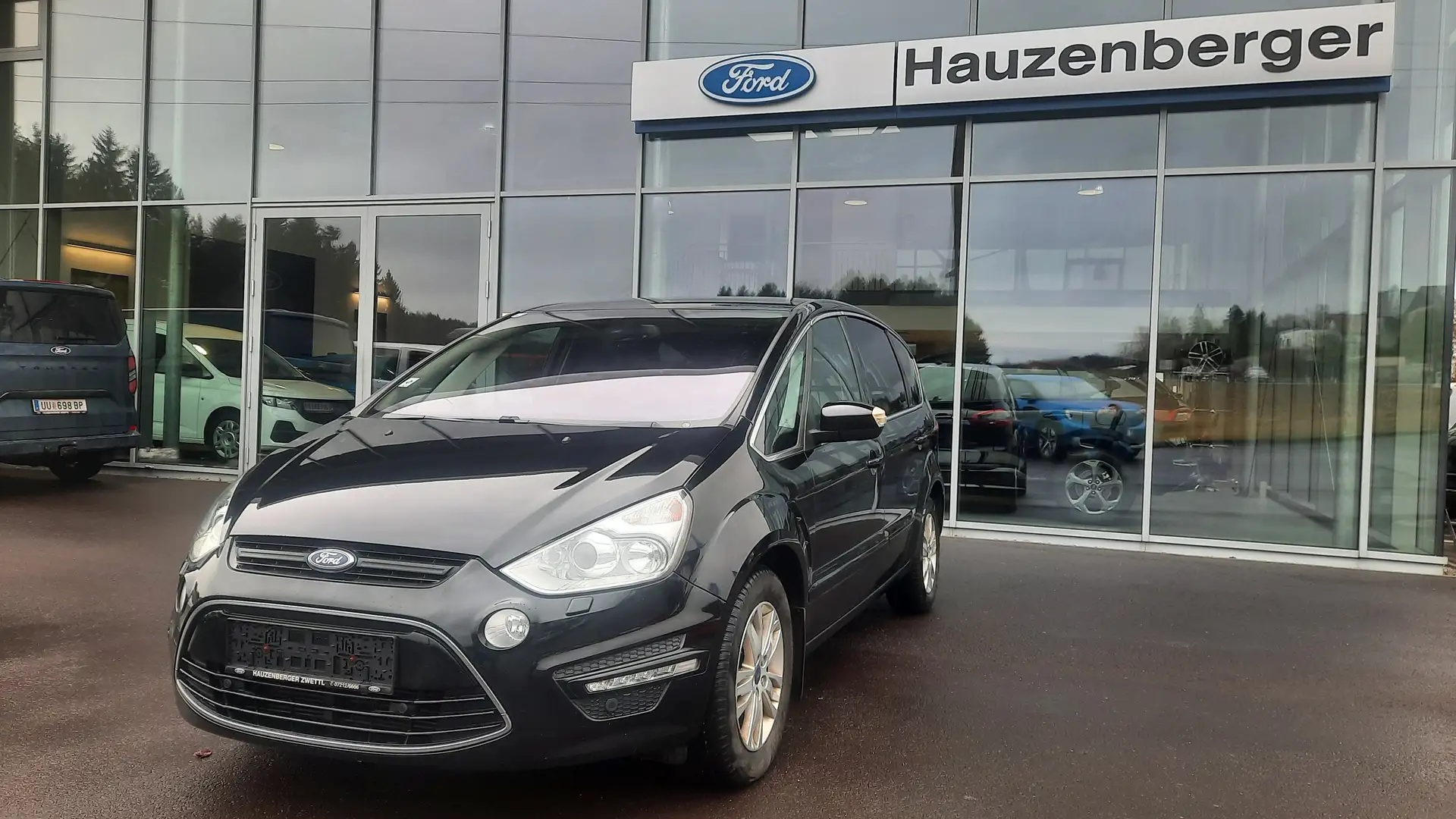 Ford S-Max Titanium 2,0 TDCi | NAVI | AHK | RFK | Schwarz - 1