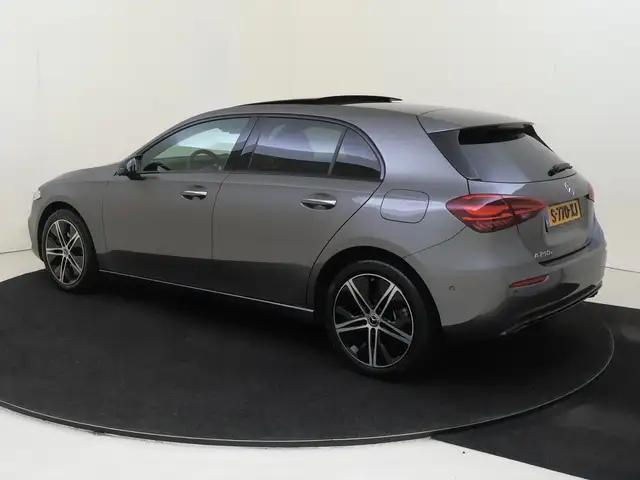 Mercedes-Benz A-Class view 3