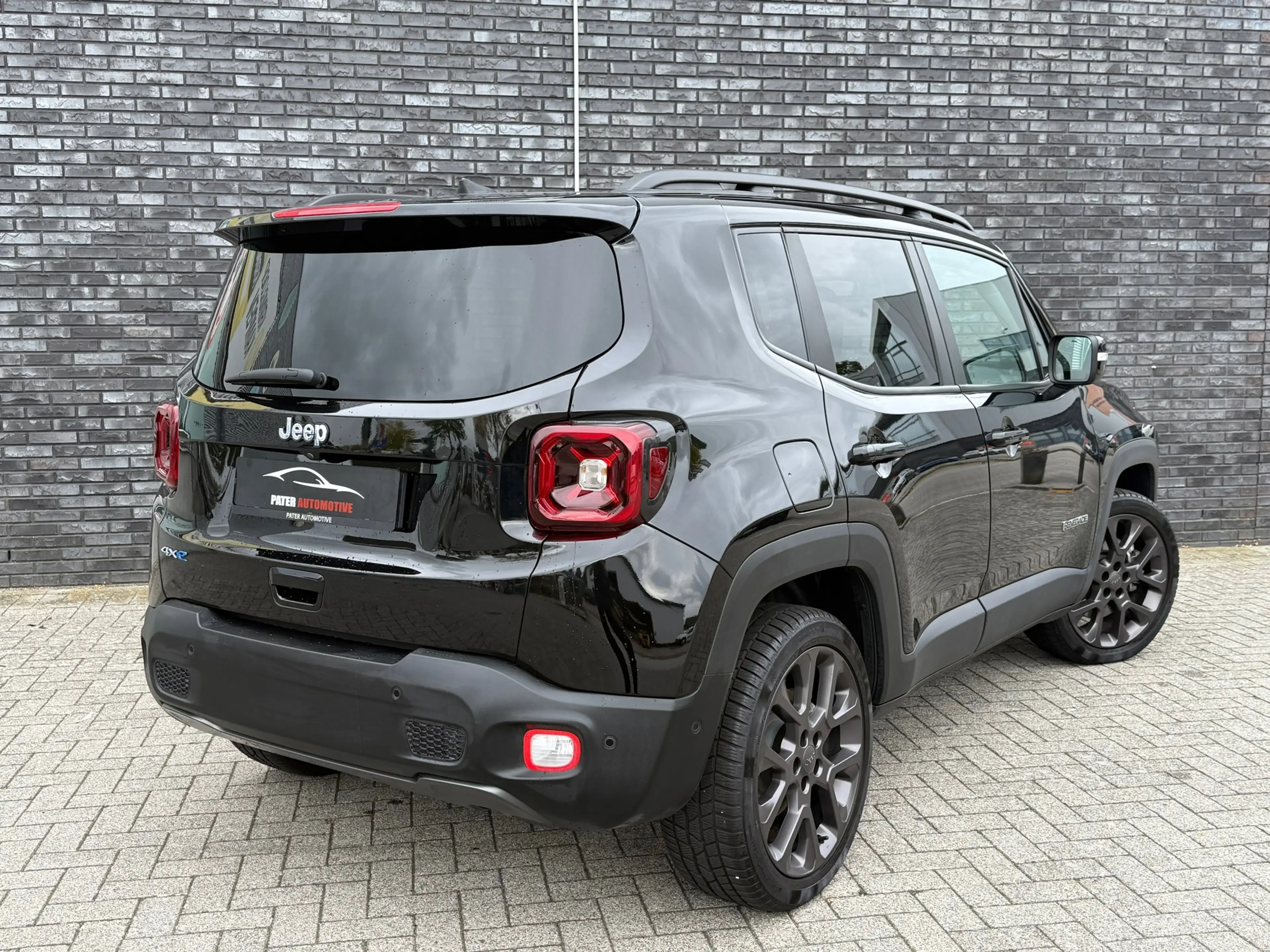 Jeep Renegade 4xe 190 Plug-in Hybrid S 1e Eig|Full Option|ACC|BL — photo 3