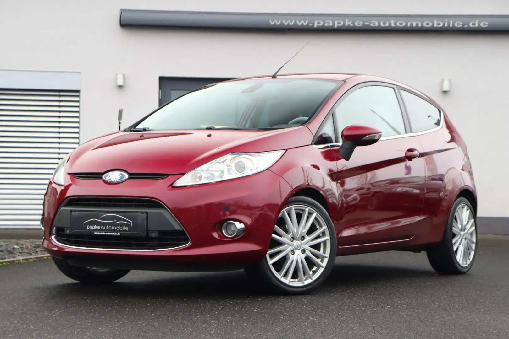 Ford Fiesta 1.6 Titanium +LEDER+SITZHEIZUNG+KLIMA+17"+ Rot - 2