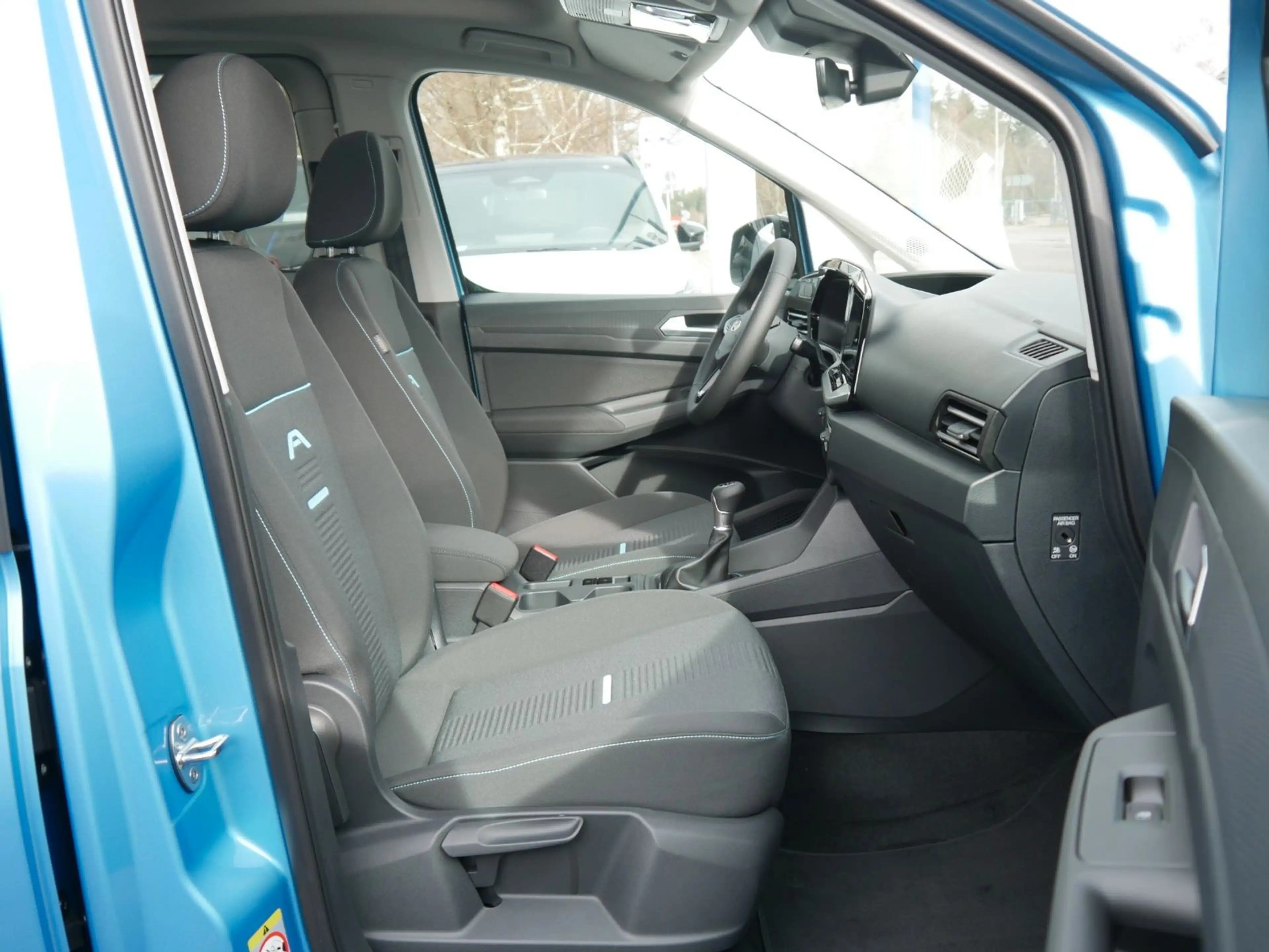 Ford Grand Tourneo Connect Active AWD LED AHZV Pano — photo 12