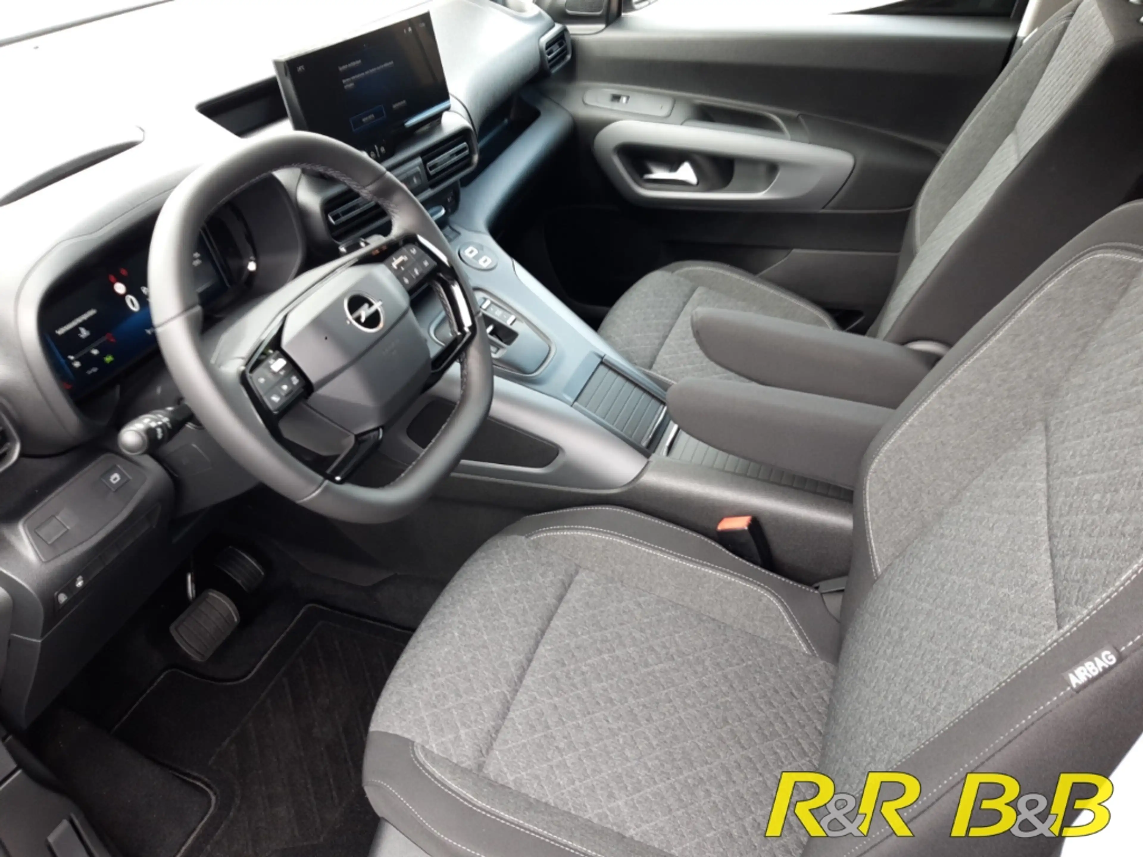 Opel Combo Life E Edition XL N1 LED Mehrzonenklima Musikstreaming — photo 7