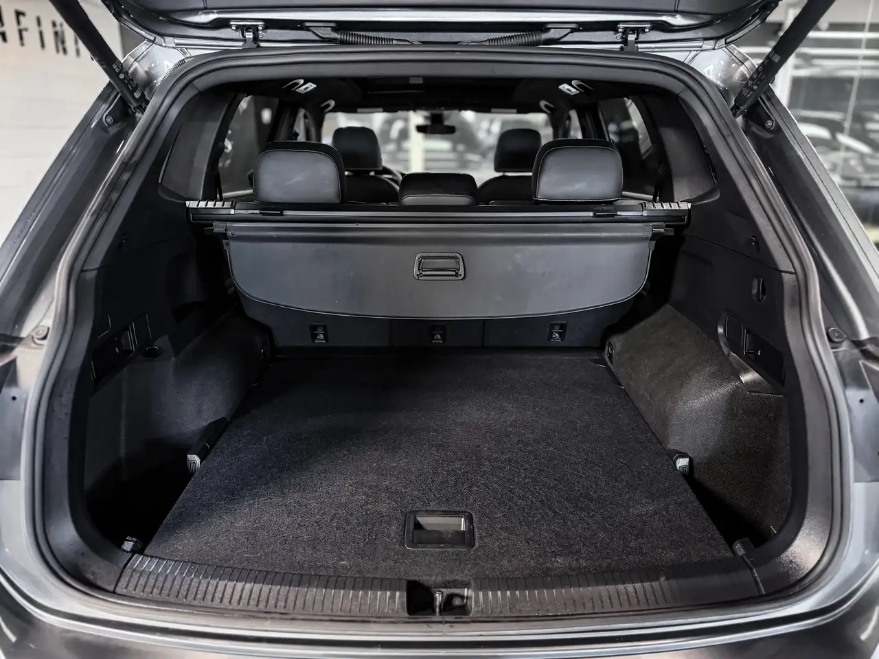 Volkswagen Tiguan снимка Volkswagen Tiguan