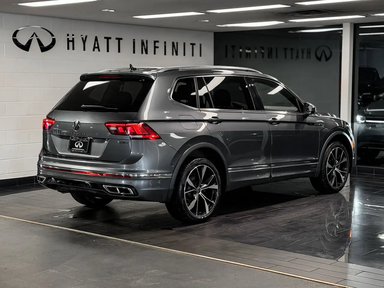 Volkswagen Tiguan снимка Volkswagen Tiguan